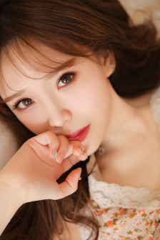 被公疯狂玩弄的年轻人妻